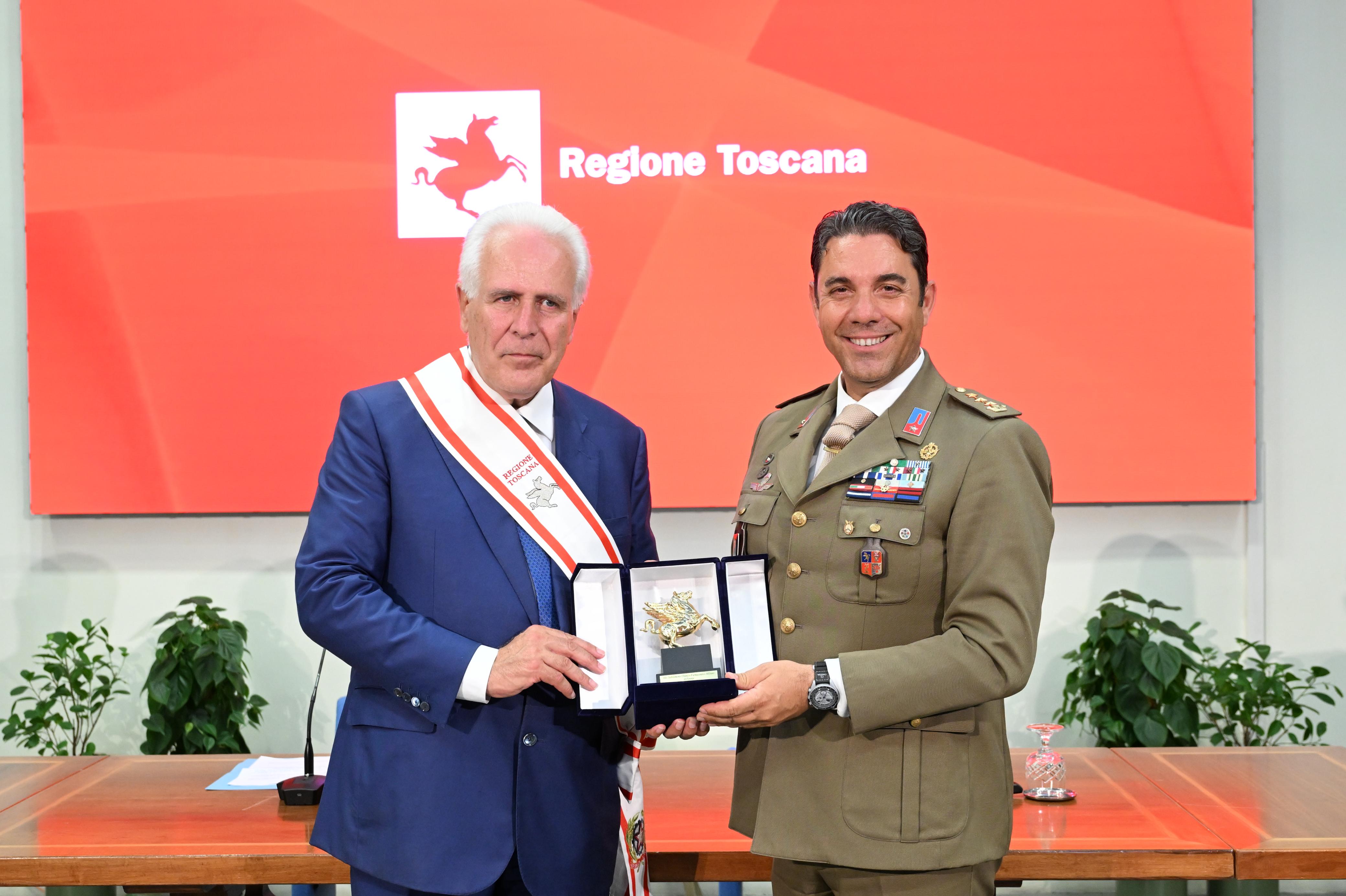 Pegaso d’Oro a Stabilimento farmaceutico militare. Giani:“Istituzione di tutti gli italiani