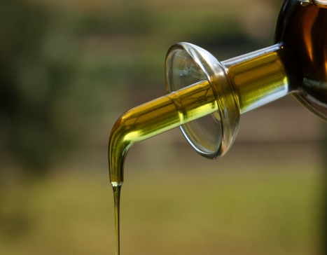 Olio DICIANNOVE, un brand collettivo. La presentazione lunedì 12 maggio alle 12